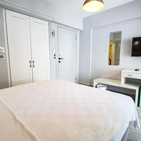 Hotel Nirvana
