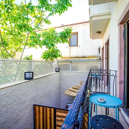 Nirvana 博兹贾阿达岛